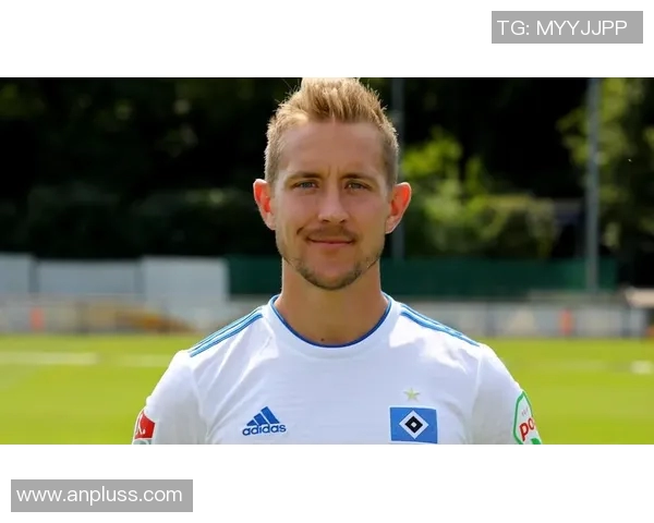 足球明星的收入揭秘:他们的工资到底有多少与其他职业相比如何