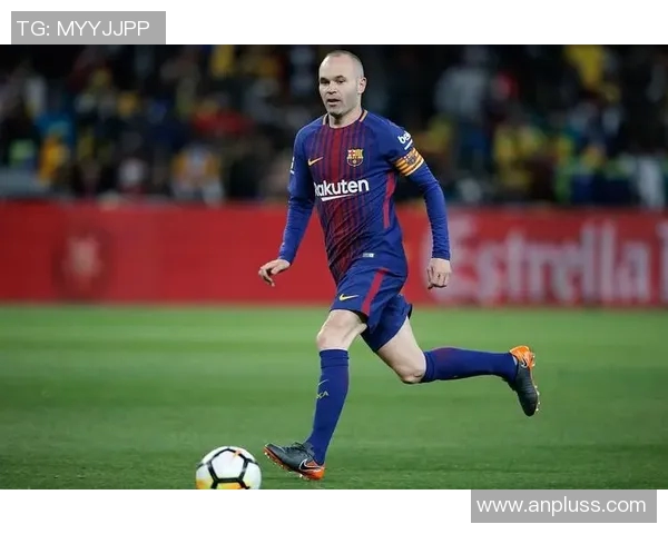 足球场上的左脚魔术师们你知道哪些明星球员是左脚球员吗