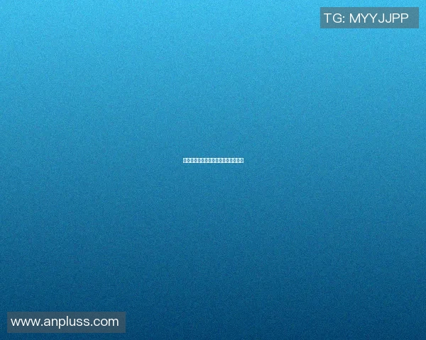 足球明星们的帽子选择与时尚风格解析