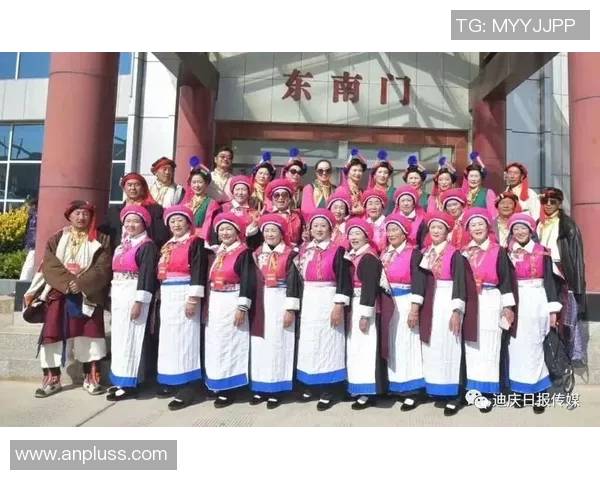 迪庆篮球明星的崛起与发展探索：从地方小将到全国舞台的传奇之路